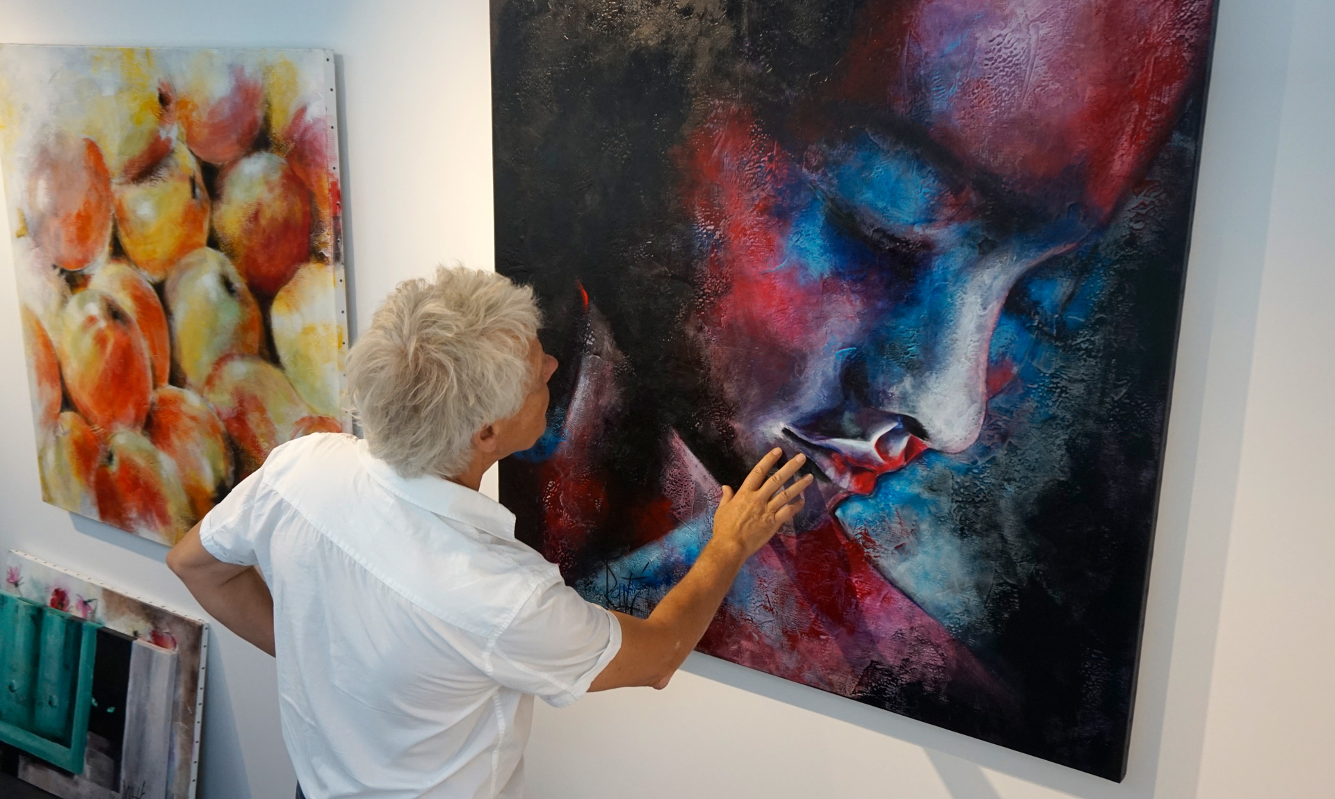 Francis devant son oeuvre